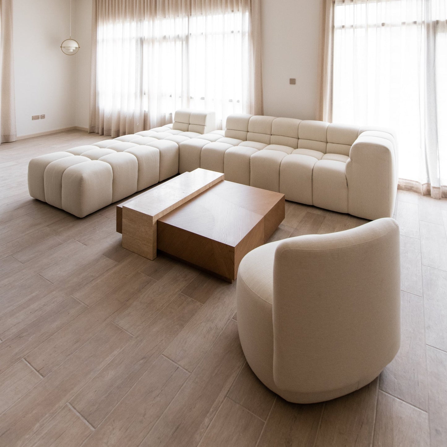 NESTLE NOOK CHAIR
