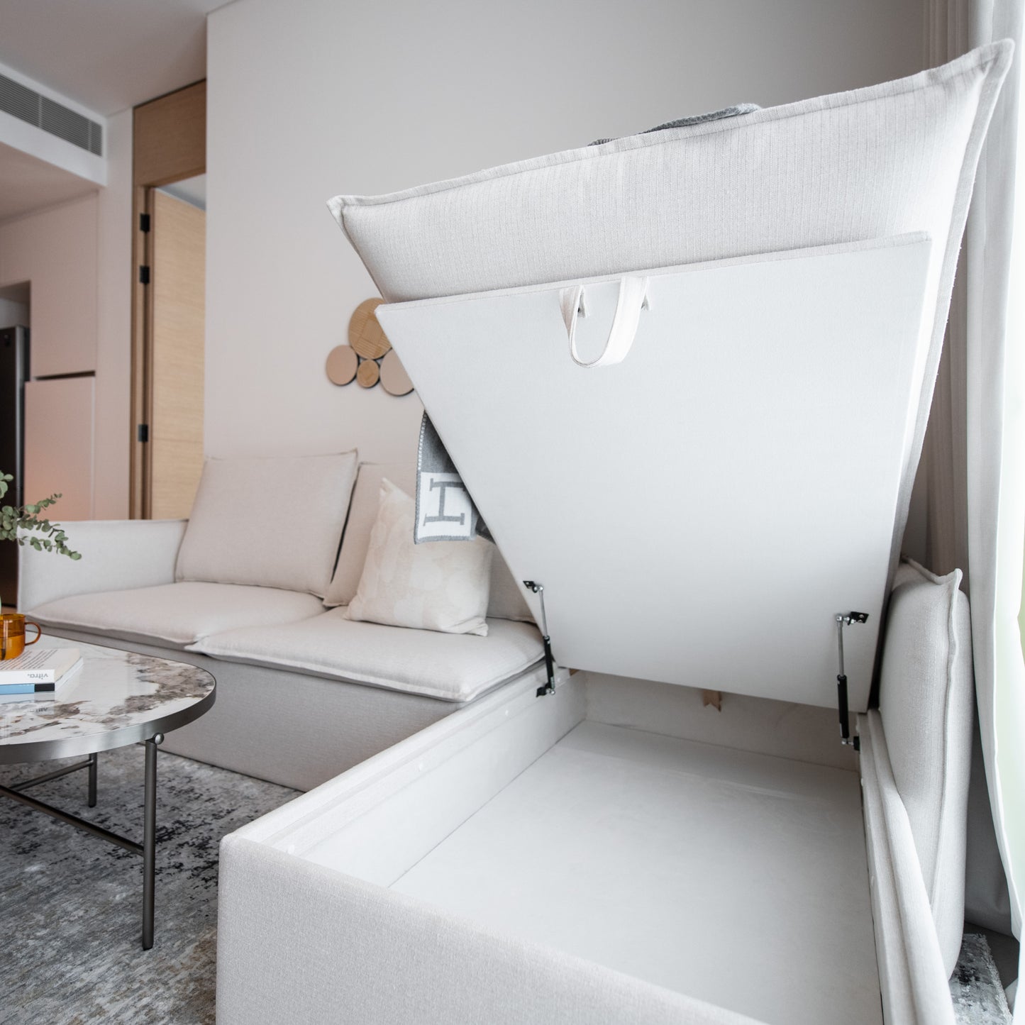 SOF 103 SOFA