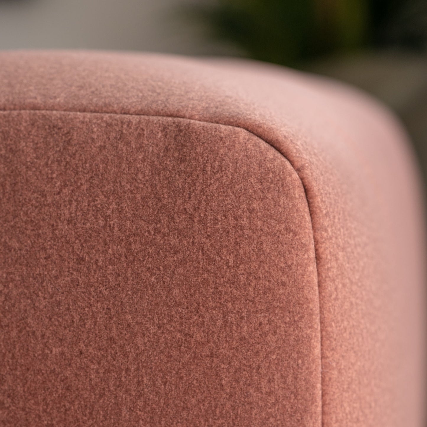 SOLARA STRAIGHT SOFA