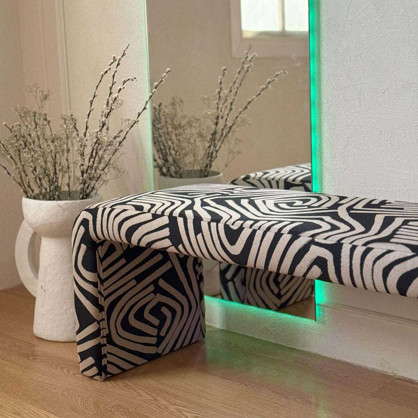 DISSONANCE BENCH