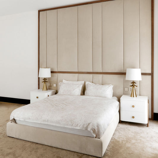 PALISADE BED WITH WALLMOUNTED HEADBOARD