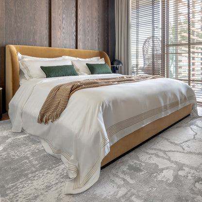 CALVERA FREESTANDING BED